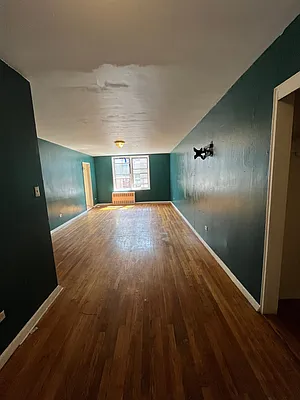 Rented by NYC LUXURY APT RENTALS CO LLC | media 1