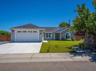 1555 Acacia St, Red Bluff, CA 96080