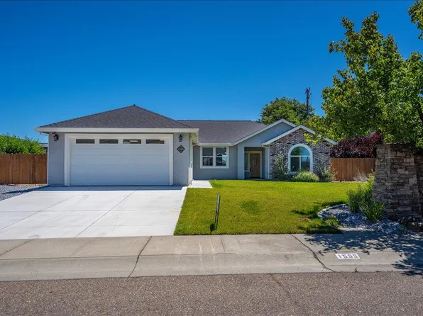 1555 Acacia St, Red Bluff, CA 96080