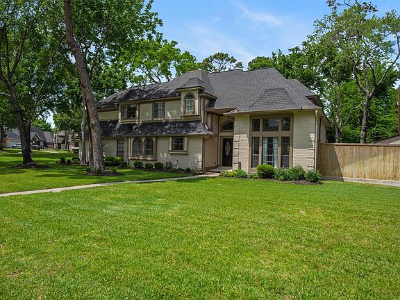 5th image of 24610 Gilbough Drive