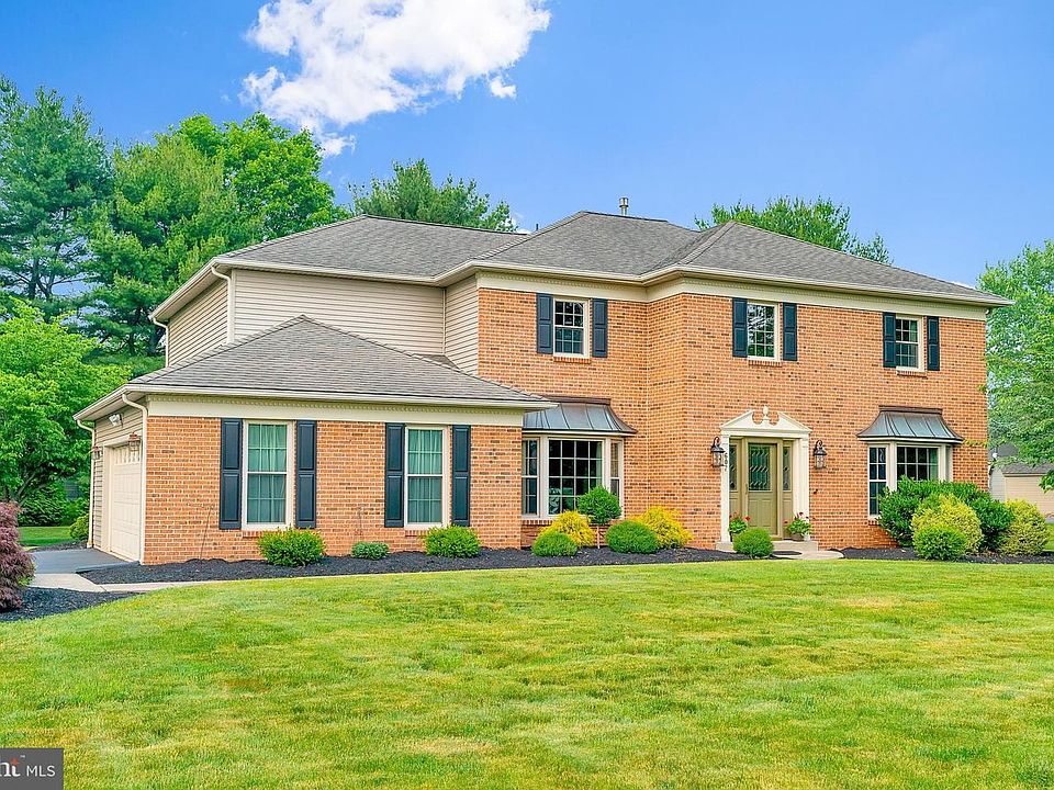 1st image of 607 Whittaker Pl