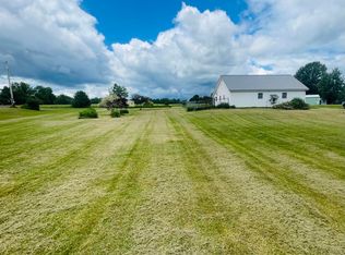 15 Beans Mill Rd, Corinth, ME 04427