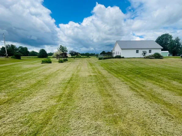 15 Beans Mill Road, Corinth, ME 04427