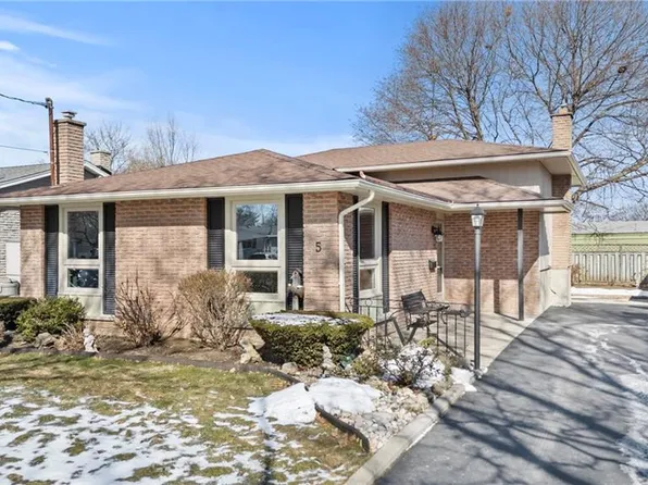 5 Sheridan Dr, Saint Catharines, ON L2M 6N8
