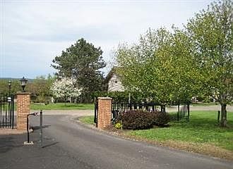 2nd image of 3 Cayuga Dr #3