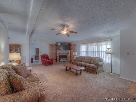 3rd image of 14526 S 161st East Ave