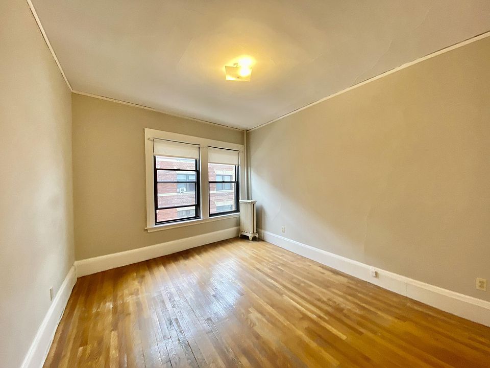 1st image of 9 Sewall Ave APT 115