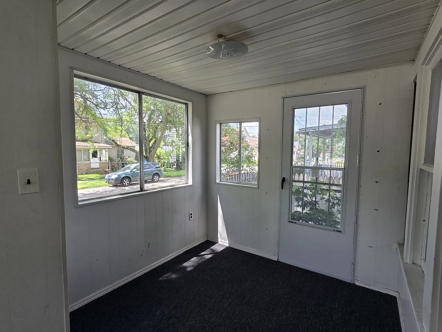 1271 Nestor Ave — Photo 3
