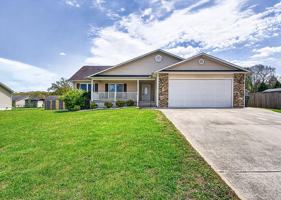 1st image of 36 Hunter Dr