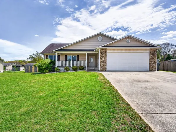 36 Hunter Dr, Crossville, TN 38555