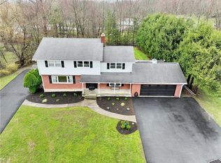 1 Cedar Ln, Thiells, NY 10984