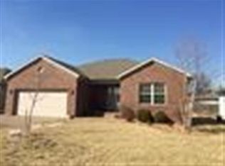 4620 Erinwood Ct, Evansville, IN 47725