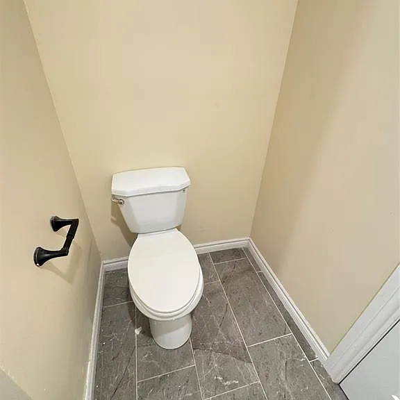 2648 Chick Ct #LOWER — Photo 12