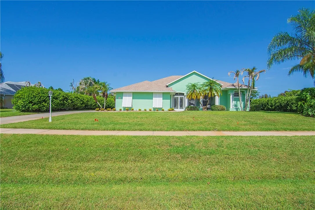 4 bed, 2192 sqft, $3,200 — Photo 3
