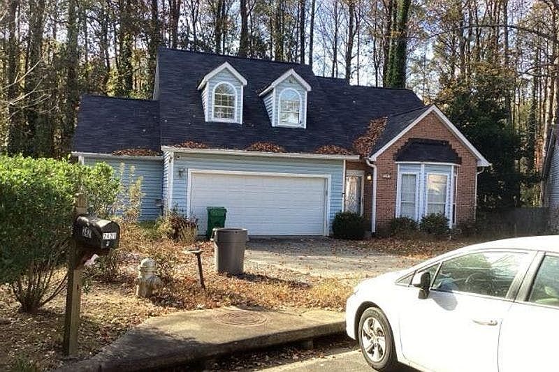 2nd image of 2417 Empire Forest Dr