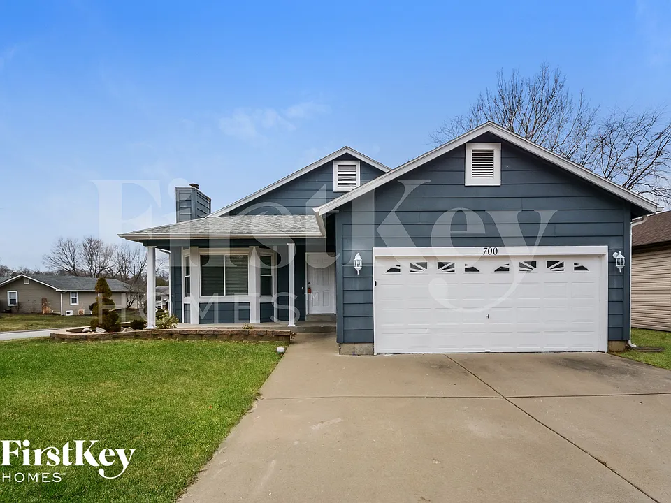 700 Fernwood Ter