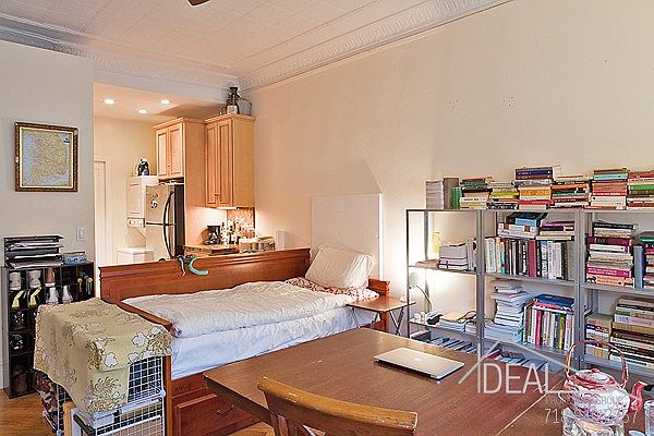 1st image of 48 Montgomery Pl APT 2