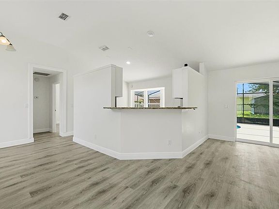 4th image of 657 MCKINLEY COURT