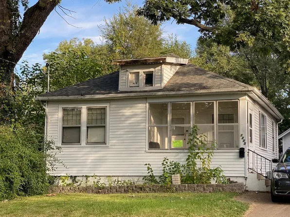 1205 E Corrington Ave, Peoria, IL 61603