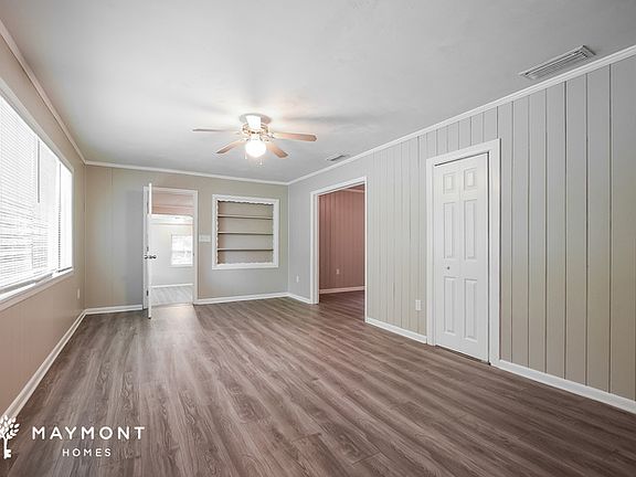3rd image of 307 Willard Ave