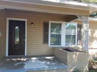 602 Oldham St, Bonham, TX 75418