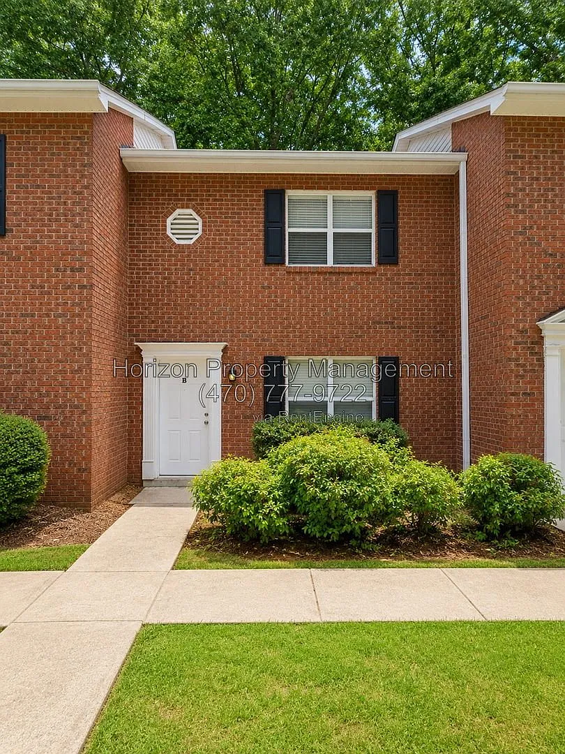 2 bed, 1.5 bath, 1014 sqft, $1,475 — Photo 1