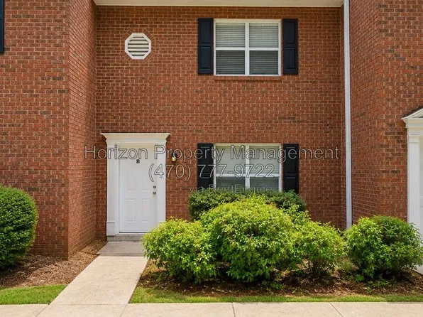 4042 Hidden Hollow Ter #B, Gainesville, GA 30506