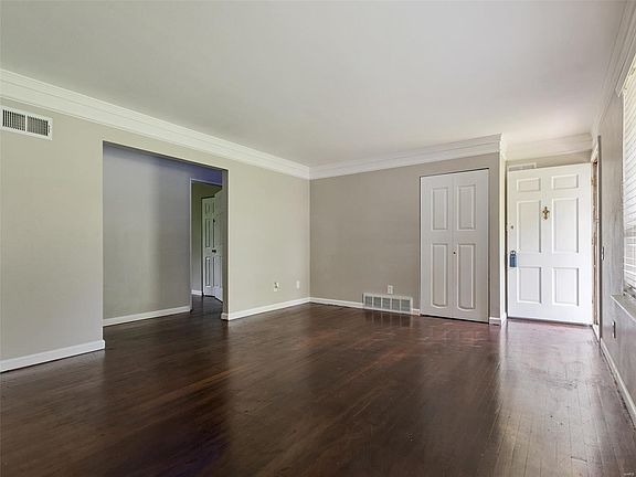 3rd image of 2651 Farber Dr
