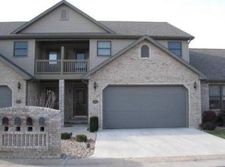3910 Holiday Dr, Quincy, IL 62305