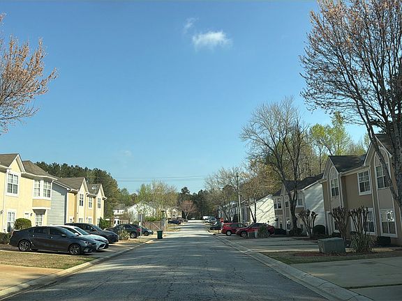 5th image of 3106 Fields Dr