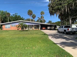 703 N Lake St, Crescent City, FL 32112