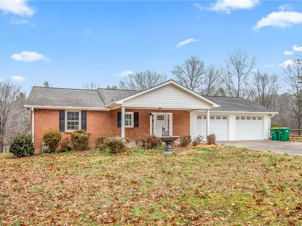 520 Hauser Rd, Lewisville, NC 27023