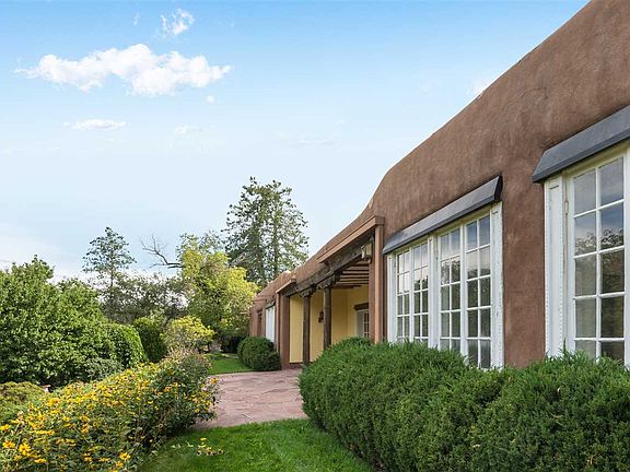 5th image of 460 Camino De Las Animas