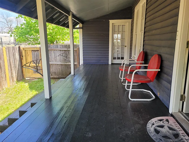 403 Fawcett St — Photo 17