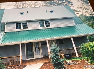 1236 Chatuge Village Cir, Hayesville, NC 28904