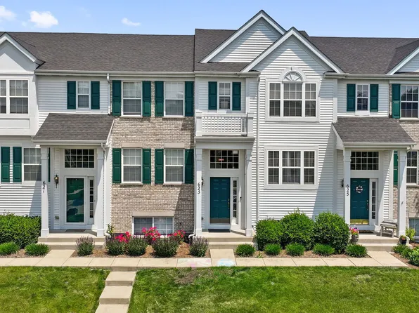 623 Lincoln Station Dr, Oswego, IL 60543