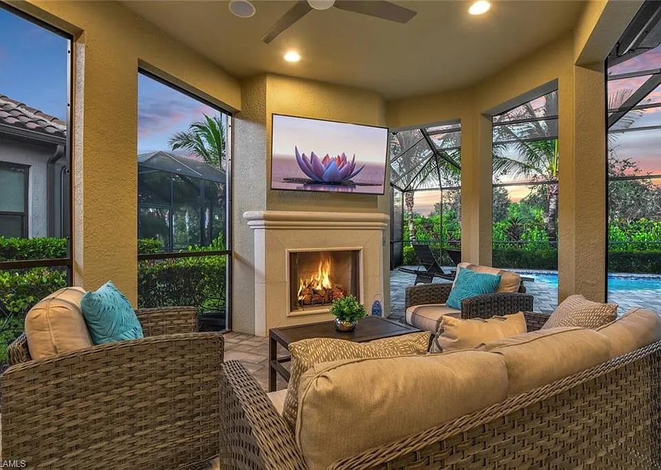 9630 Campanile Cir