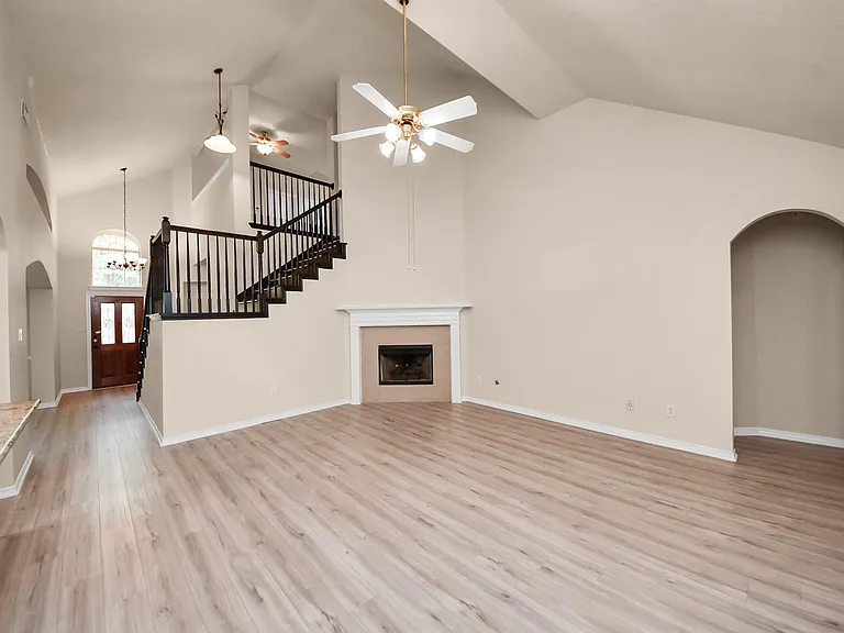 10007 Adobe Dr — Photo 6