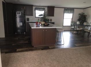 138 Crestview Ln, Ellwood City, PA 16117