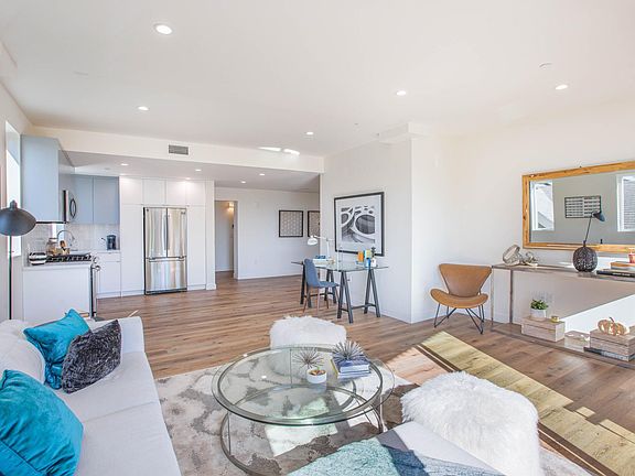 2nd image of 1141 Mohawk St APT 201
