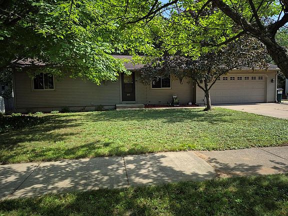 2nd image of 809 Kimberly Drive