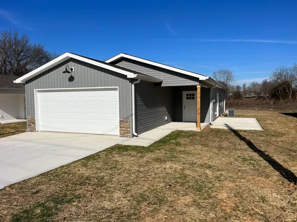 110 Cleveland Ave, Pikeville, TN 37367