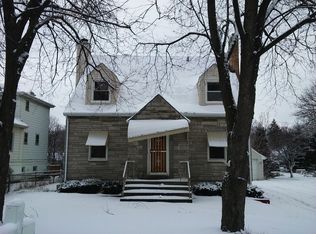 1217 Degener Ave, Elmhurst, IL 60126