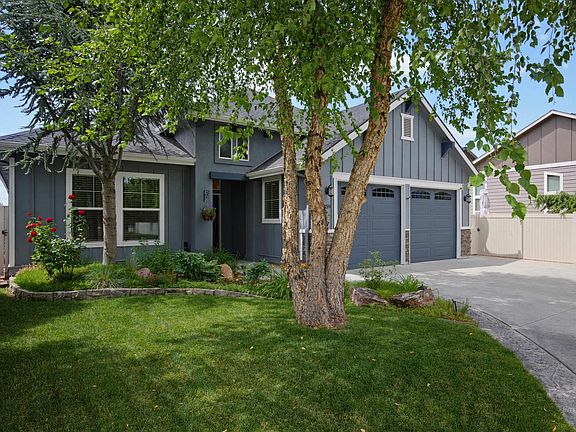 2nd image of 6359 N Mystic Cove Pl