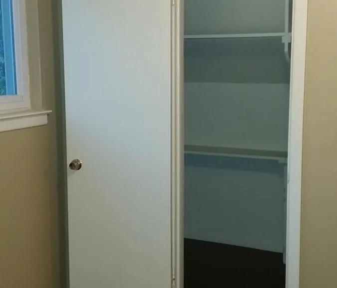 505 Hughes Dr — Photo 18