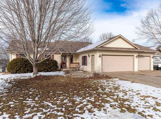 109 S Meadow Ln, Roberts, WI 54023