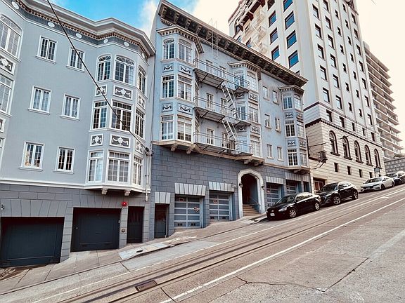 4th image of 1275 Washington St APT 1A