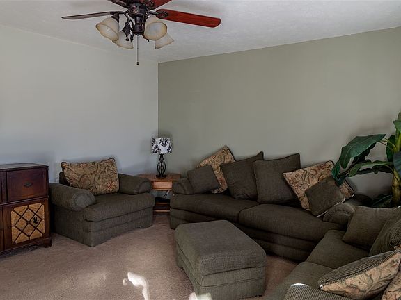 2nd image of 70 Delicado Dr