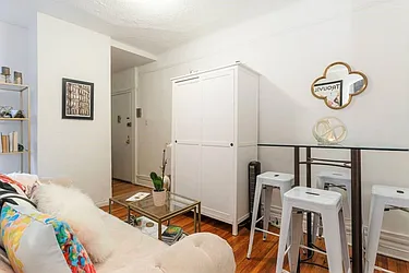 Rented by Dynamik Realty