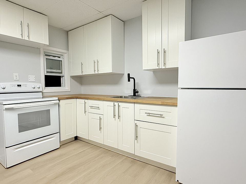 1st image of 349 Campbell Ave #349